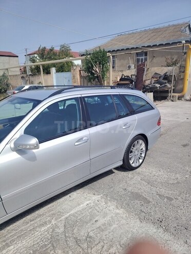 Mercedes E 200 2009, 318,000 km - 1.8 l - Bakı