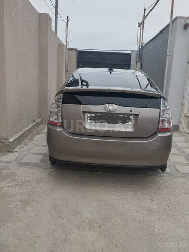 Toyota Prius-2