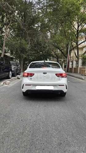 Kia Rio 2021, 68,000 km - 1.6 l - Bakı