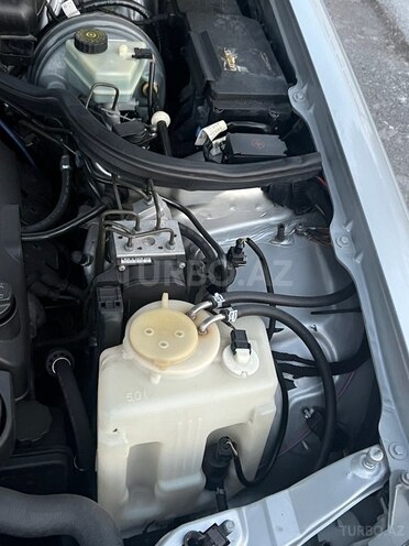 Mercedes E 280 2000, 231,000 km - 2.8 l - Göyçay
