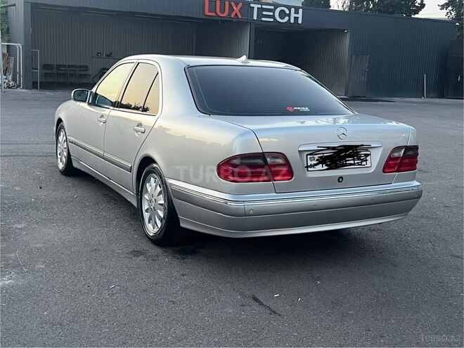 Mercedes E 280 2000, 231,000 km - 2.8 l - Göyçay