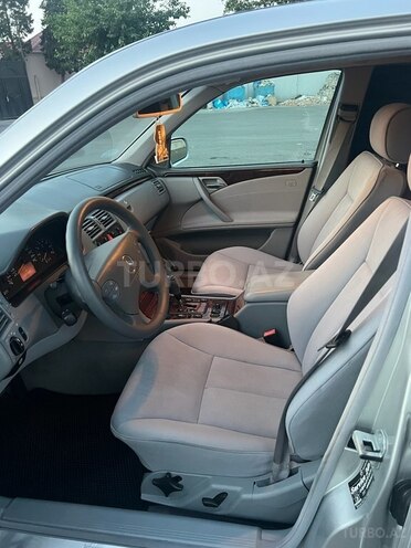 Mercedes E 280 2000, 231,000 km - 2.8 l - Göyçay