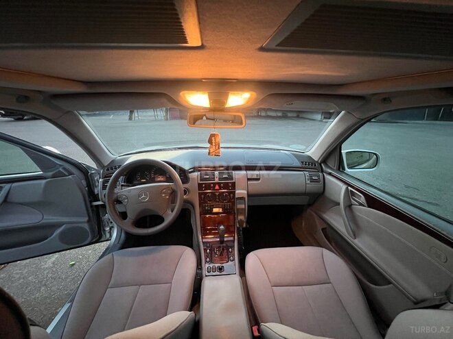 Mercedes E 280 2000, 231,000 km - 2.8 l - Göyçay