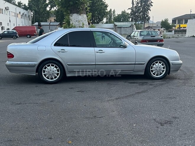 Mercedes E 280 2000, 231,000 km - 2.8 l - Göyçay