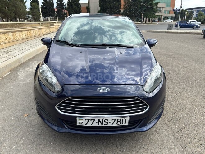 Ford Fiesta 2015, 118,000 km - 1.6 л - Gəncə