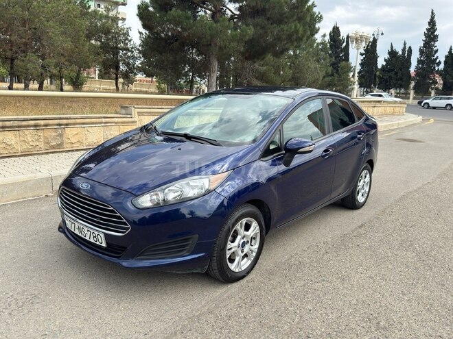 Ford Fiesta 2015, 118,000 km - 1.6 л - Gəncə