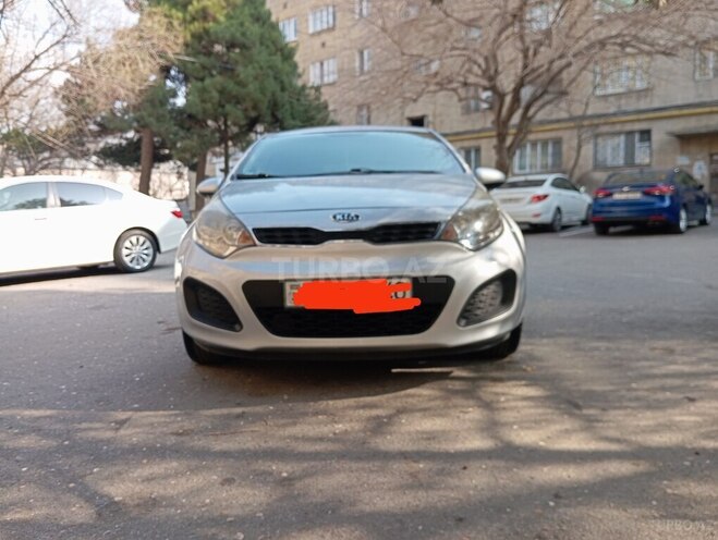 Kia Rio 2012, 317,649 km - 1.1 л - Bakı