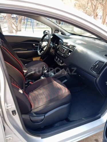 Kia Rio 2012, 317,649 km - 1.1 л - Bakı