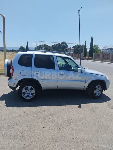 Chevrolet Niva 2010, 260,000 km - 1.7 l - Şəmkir