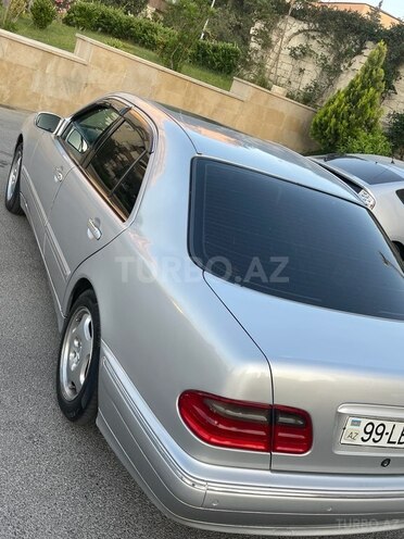 Mercedes E 280 2000, 421,000 km - 2.8 л - Bakı
