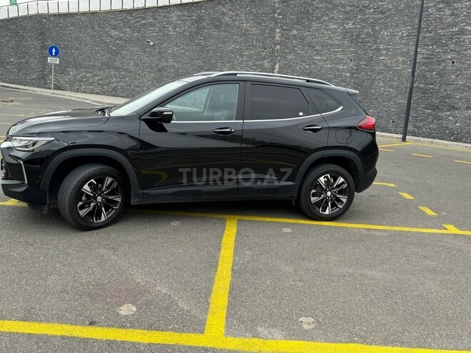 Chevrolet Tracker-2
