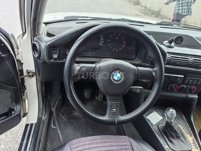 BMW 525 1991, 865,000 km - 2.5 l - Bakı