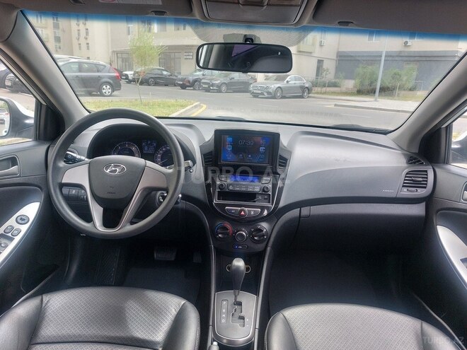 Hyundai Accent 2016, 192,000 km - 1.6 l - Bakı