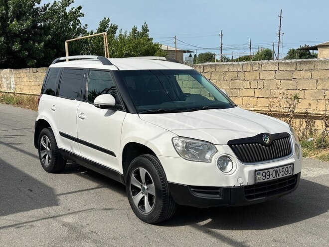 Skoda Yeti 2012, 320,000 km - 1.2 l - Bakı