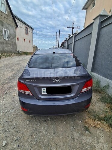 Hyundai Accent 2016, 180,000 km - 1.6 l - Bakı