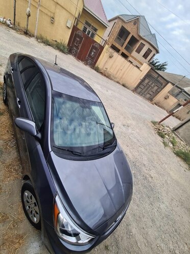 Hyundai Accent 2016, 180,000 km - 1.6 l - Bakı