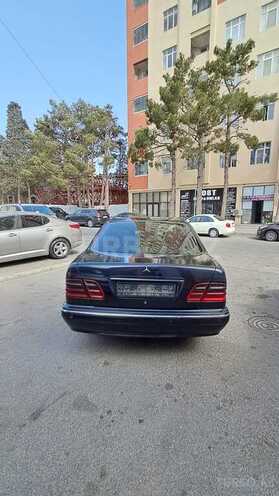 Mercedes E 220 d 2001, 398,653 km - 2.2 л - Bakı