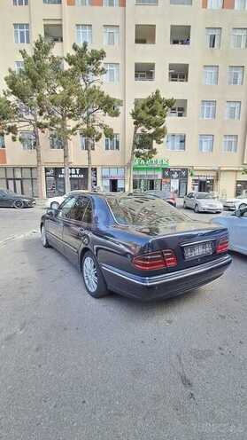 Mercedes E 220 d 2001, 398,653 km - 2.2 л - Bakı