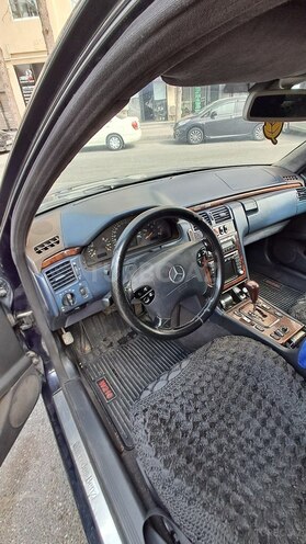 Mercedes E 220 d 2001, 398,653 km - 2.2 л - Bakı