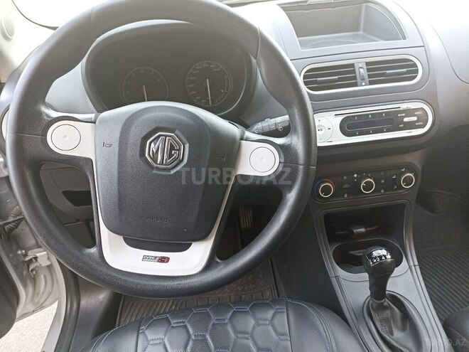 MG 3 2011, 186,000 km - 1.3 l - Sumqayıt