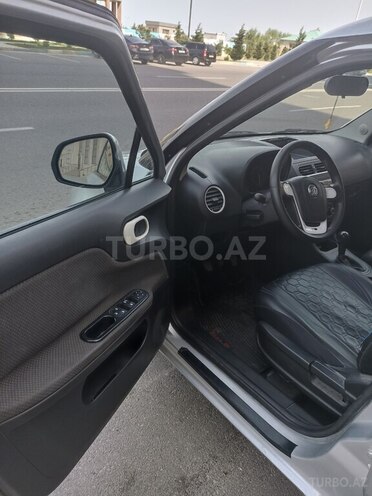 MG 3 2011, 186,000 km - 1.3 l - Sumqayıt