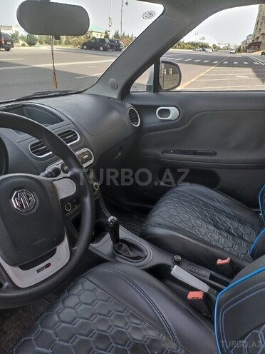 MG 3 2011, 186,000 km - 1.3 l - Sumqayıt