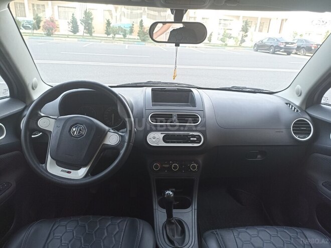 MG 3 2011, 186,000 km - 1.3 l - Sumqayıt