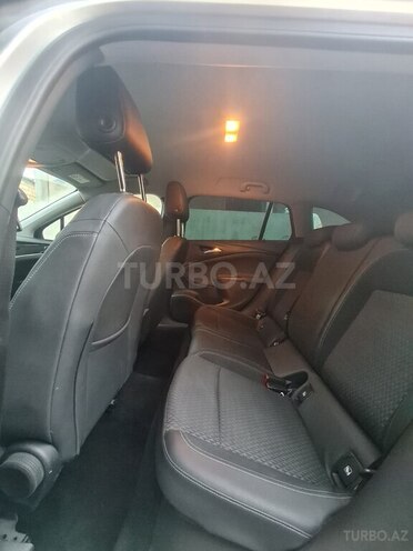 Opel Astra 2018, 217,500 km - 1.6 l - Bakı