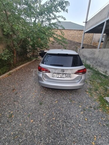 Opel Astra 2018, 217,500 km - 1.6 l - Bakı