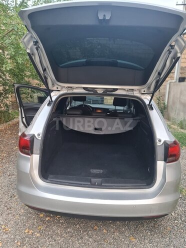 Opel Astra 2018, 217,500 km - 1.6 l - Bakı