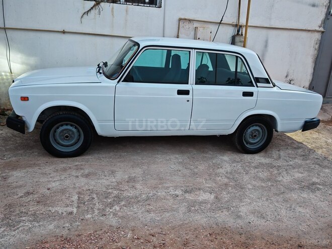 LADA (VAZ) 2107 2001, 52,000 km - 1.6 l - Bakı