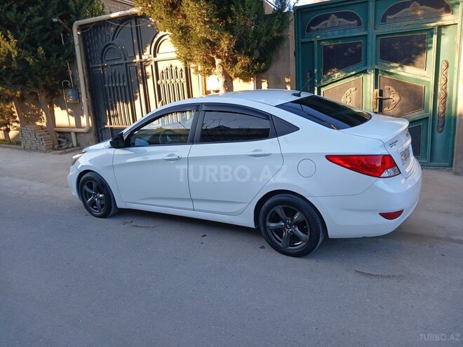 Hyundai Accent 2013, 160,000 km - 1.6 l - Bakı