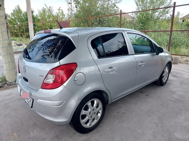 Opel Corsa 2009, 354,000 km - 1.3 l - Ucar