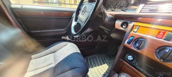 Mercedes E 200 1994, 287,000 km - 2.0 l - Bakı