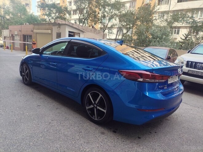 Hyundai Elantra 2016, 136,000 km - 2.0 l - Bakı