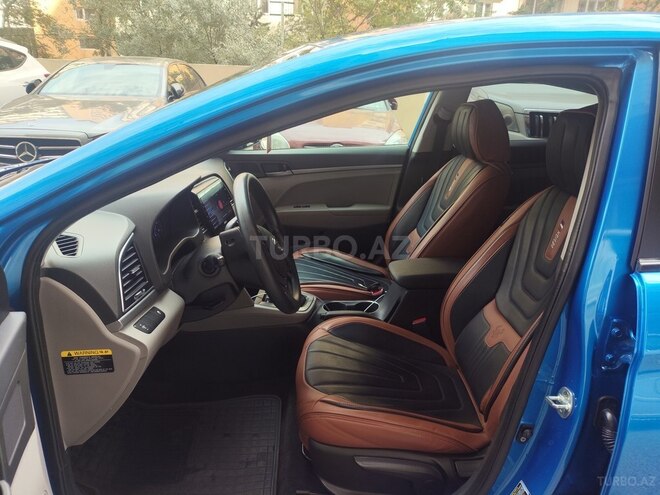 Hyundai Elantra 2016, 136,000 km - 2.0 l - Bakı