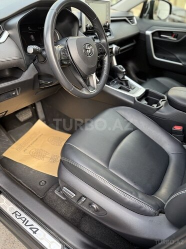 Toyota RAV4 2020, 64,000 km - 2.0 l - Bakı