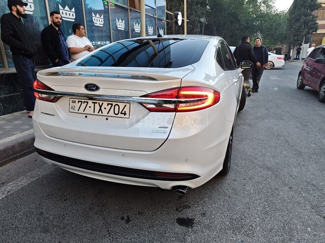 Ford Fusion (North America) 2018, 90,000 km - 1.5 л - Bakı