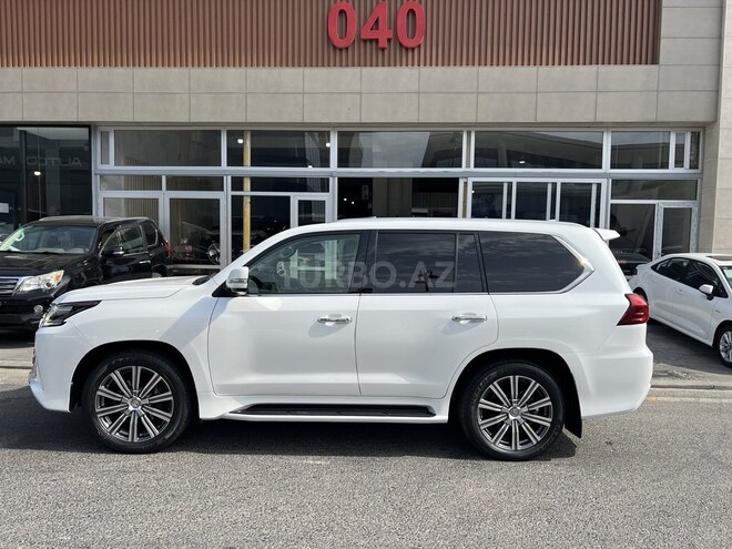 Lexus LX 570-3