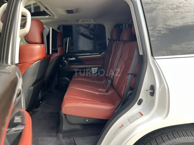 Lexus LX 570-7