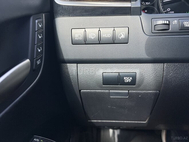Lexus LX 570-18