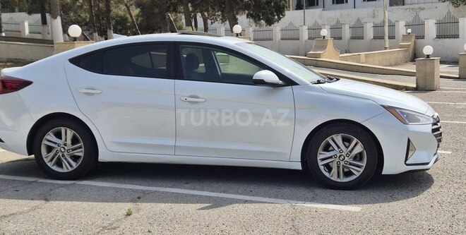 Hyundai Elantra 2019, 106,217 km - 2.0 l - Bakı
