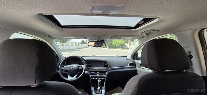 Hyundai Elantra 2019, 106,217 km - 2.0 l - Bakı