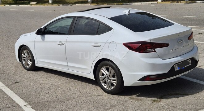 Hyundai Elantra 2019, 106,217 km - 2.0 l - Bakı
