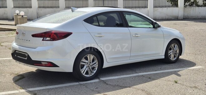 Hyundai Elantra 2019, 106,217 km - 2.0 l - Bakı