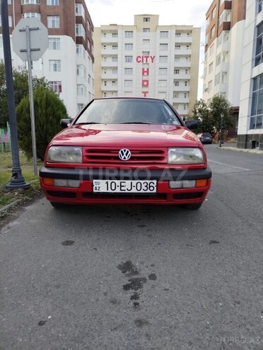 Volkswagen Vento 1995, 290,000 km - 1.9 l - Qəbələ