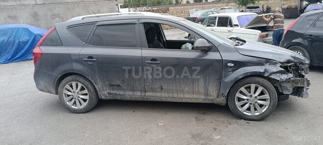 Kia  2009, 550,000 km - 1.6 l - Qəbələ