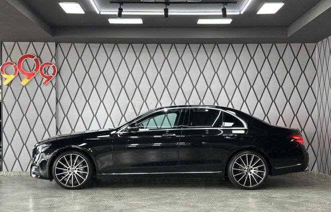 Mercedes E 300 2016, 11,000 km - 3.5 l - Bakı