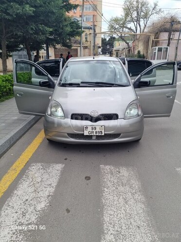 Toyota Vitz 2000, 299,999 km - 1.0 l - Bakı