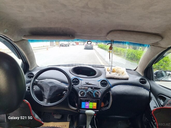 Toyota Vitz 2000, 299,999 km - 1.0 l - Bakı